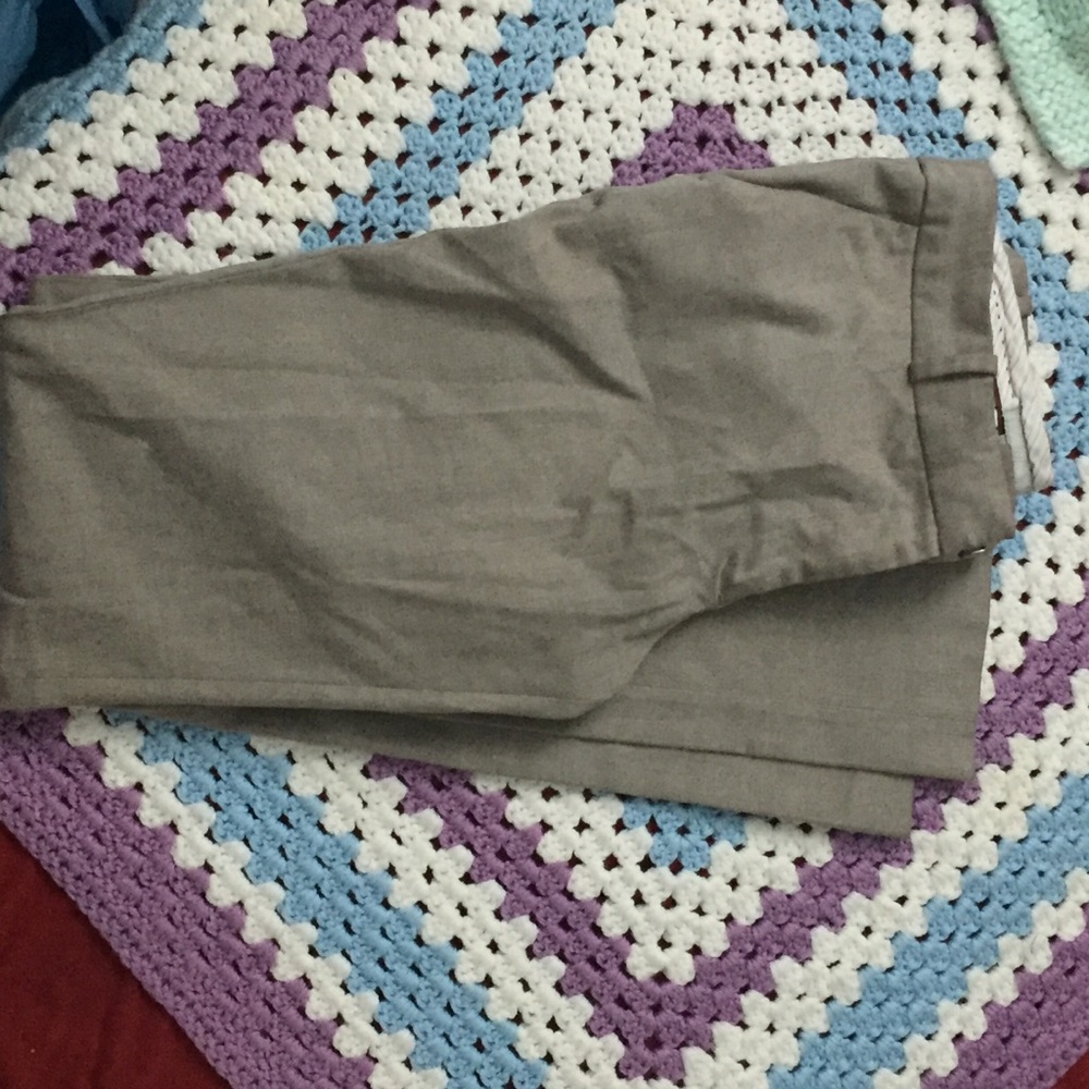 H&m basic Capri pants